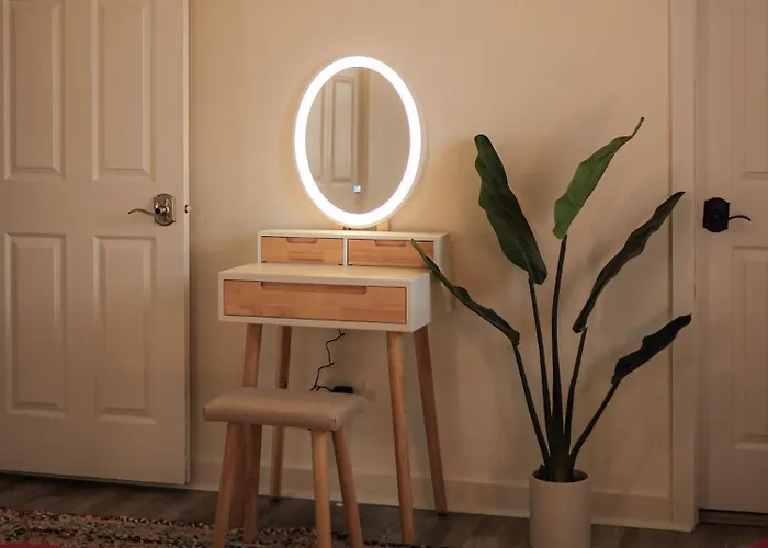 Your Cozy Getaway With Sunroom & Gaming