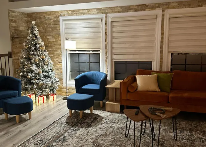 Your Cozy Getaway With Sunroom & Gaming *